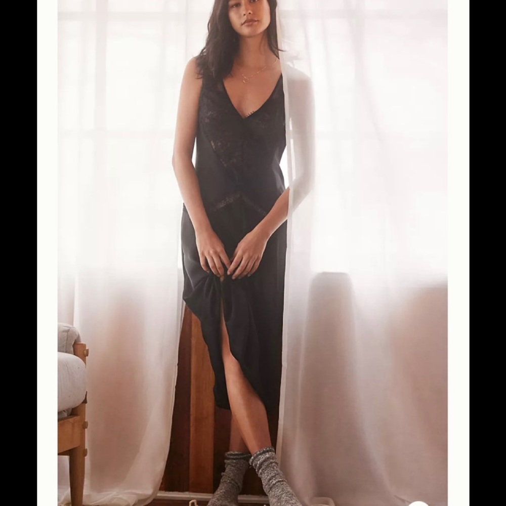 NWT ANTHROPOLOGIE CERISE BLACK MAXI DRESS LARGE